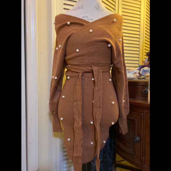 🎉HP🎉Brown Wrap Dress - Picture 9 of 9